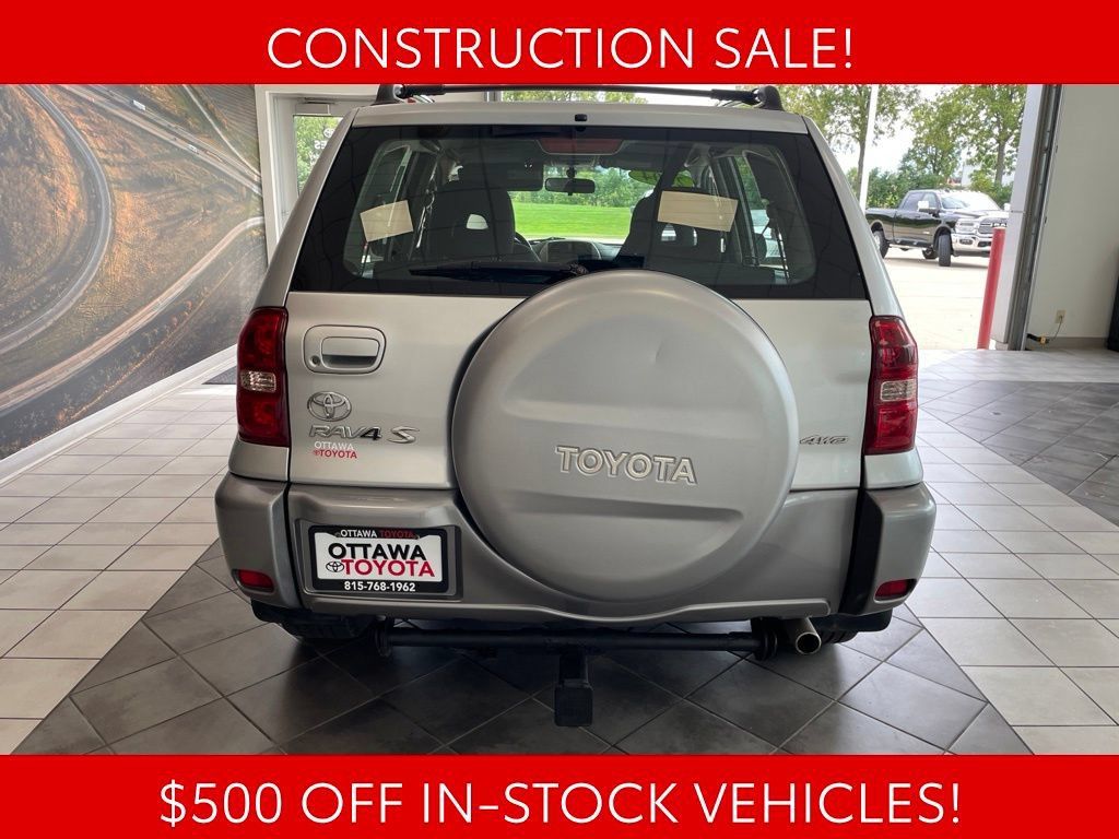 Used 2004 Toyota RAV4 4WD image 6