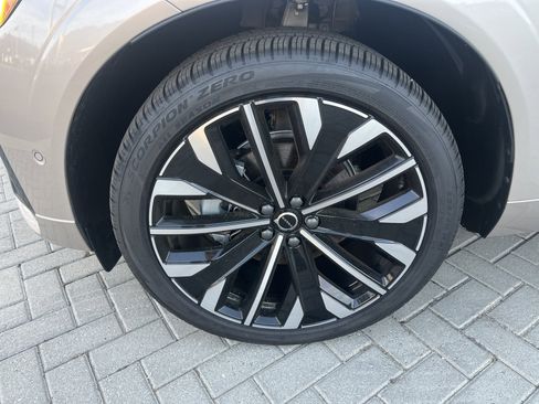 New 2026 Volvo XC60 B5 Ultra w/ Protection Package Premier AWD/4WD image 23