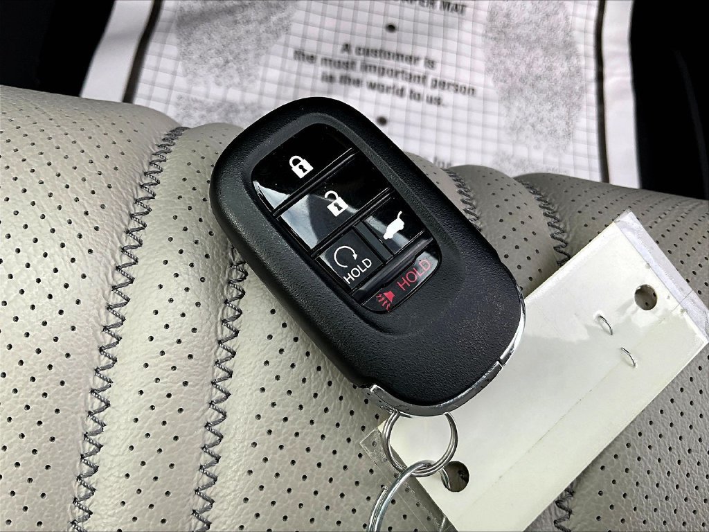 Used 2026 Honda HR-V EX-L image 34