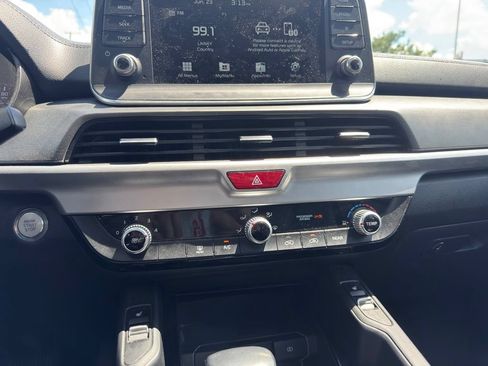 Used 2021 Kia Telluride S AWD/4WD image 12