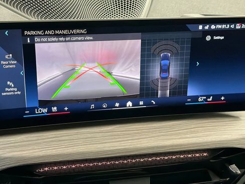 Used 2026 BMW 330i Sedan w/ Convenience Package image 24