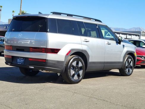 New 2026 Hyundai Santa Fe SEL FWD image 2