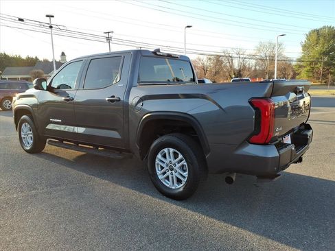 Used 2023 Toyota Tundra SR5 w/ SR5 Premium Package AWD/4WD image 12