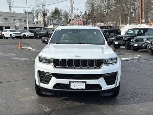 New 2026 Jeep Grand Cherokee L Limited image 2