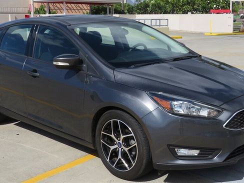 Used 2018 Ford Focus SEL FWD image 4