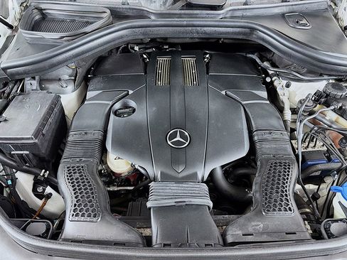 Used 2019 Mercedes-Benz GLS 450 4MATIC w/ Premium 1 Package image 17