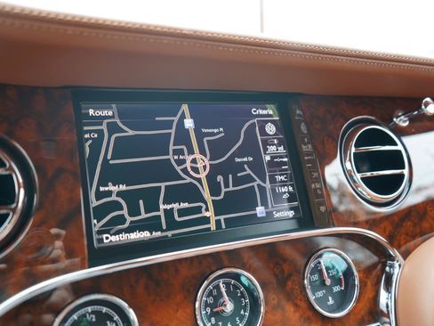 Used 2011 Bentley Mulsanne image 36