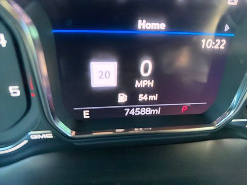 Used 2020 GMC Sierra 2500 AT4 w/ AT4 Premium Package AWD/4WD image 10