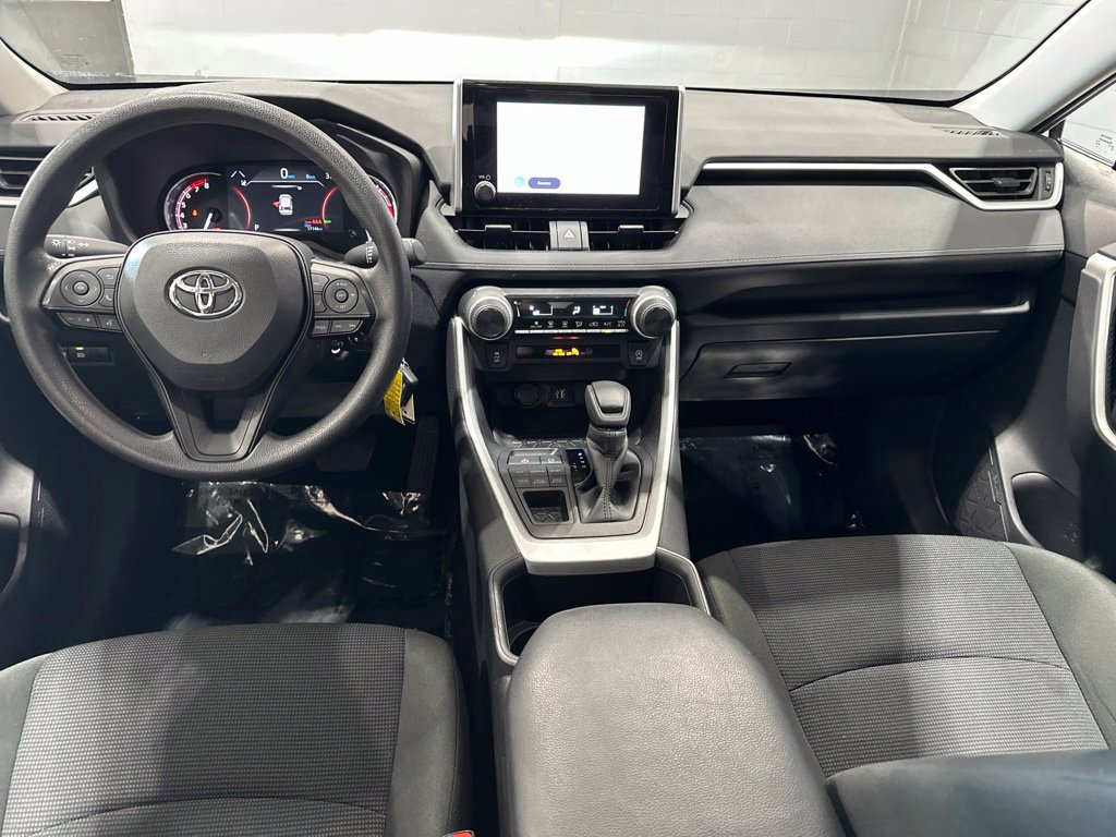 Certified 2024 Toyota RAV4 LE AWD/4WD image 9