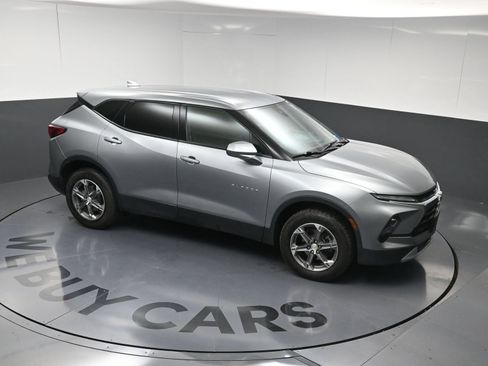Used 2023 Chevrolet Blazer LT FWD image 36