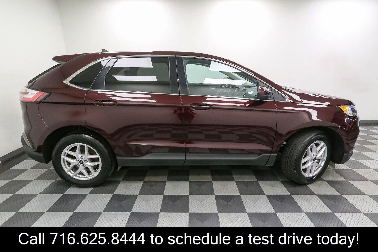 Used 2024 Ford Edge SEL AWD/4WD image 7