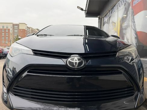 Used 2018 Toyota Corolla LE image 8