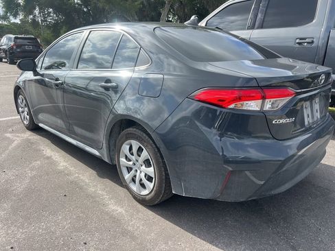 Used 2023 Toyota Corolla LE FWD image 3