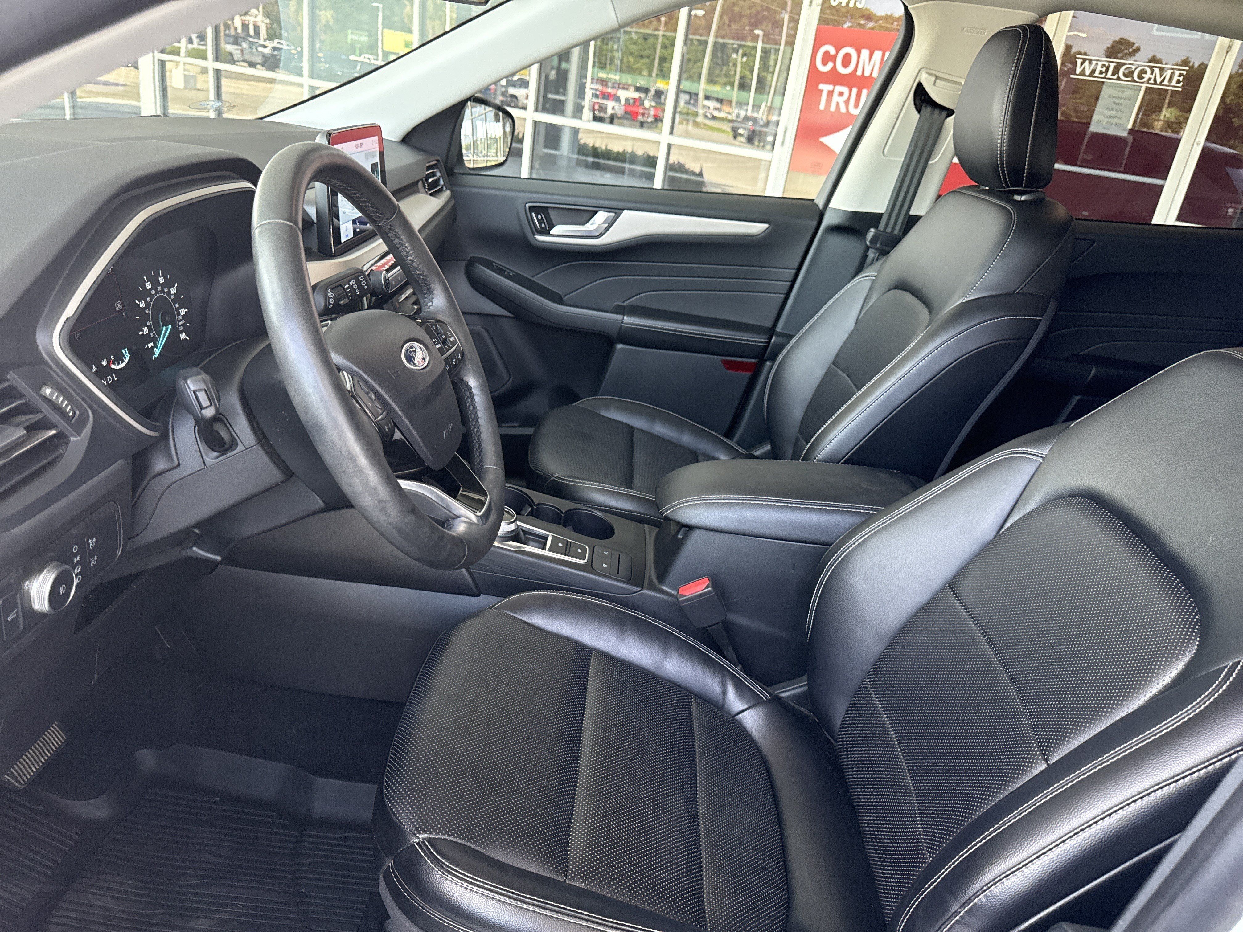 Used 2022 Ford Escape SEL AWD/4WD image 15