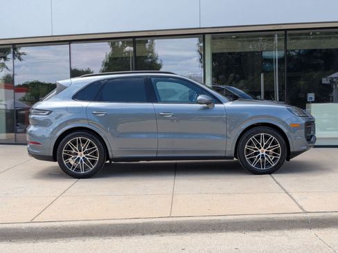 New 2026 Porsche Cayenne AWD/4WD image 8