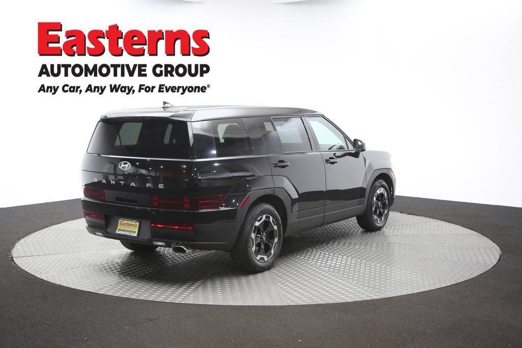Used 2025 Hyundai Santa Fe SE FWD image 39