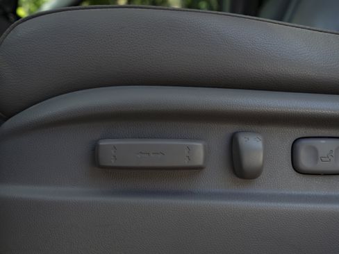 Used 2014 Honda Odyssey Touring image 42