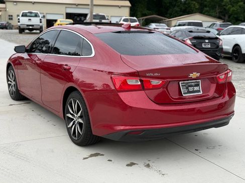 Used 2016 Chevrolet Malibu LT w/ Leather Package FWD image 10