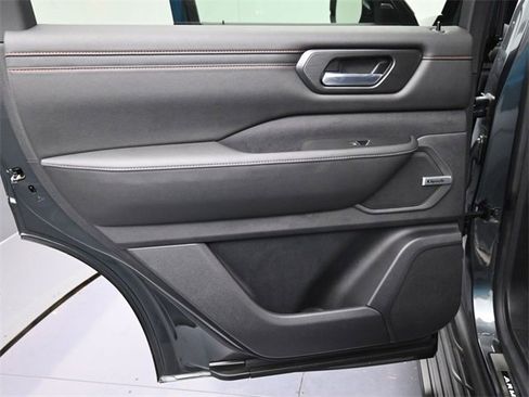 New 2025 Nissan Armada PRO-4X w/ Pro-4X Premium Package image 29