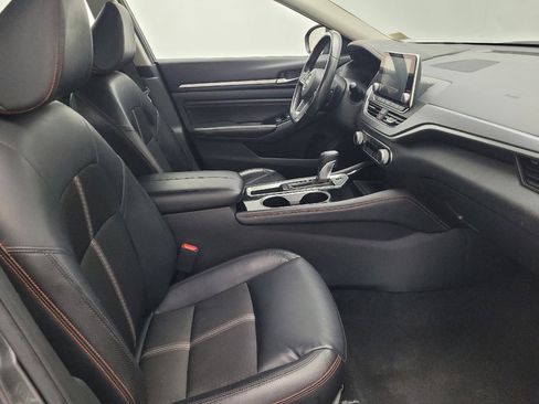 Used 2023 Nissan Altima 2.5 SR image 21