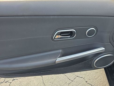 Used 2005 Chrysler Crossfire SRT-6 RWD image 5