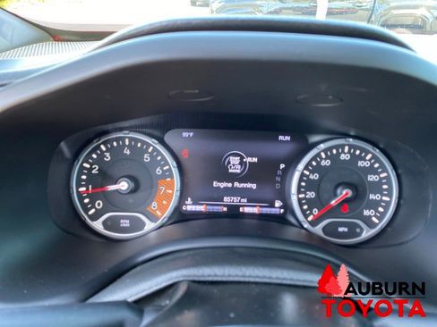 Used 2020 Jeep Renegade Trailhawk w/ Cold Weather Group AWD/4WD image 30