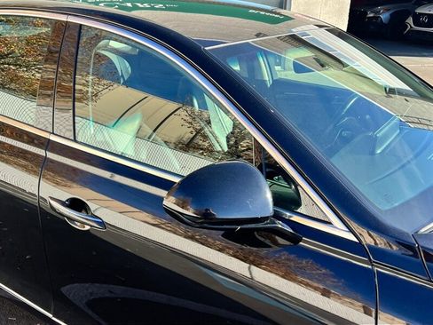 Used 2023 Genesis G80 2.5T image 9