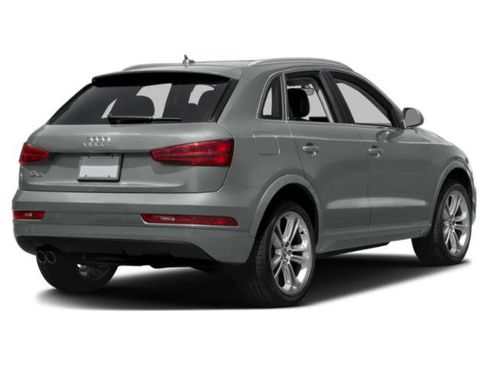 Used 2018 Audi Q3 2.0T Premium w/ Convenience Package AWD/4WD image 2
