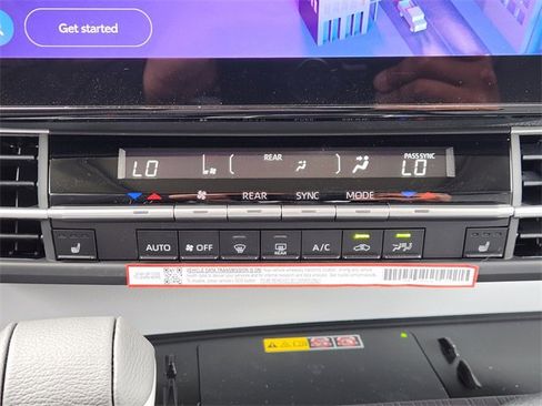 New 2026 Toyota Sienna XLE image 15