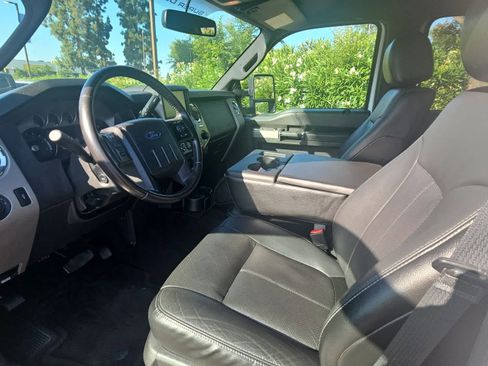 Used 2016 Ford F250 Lariat w/ Lariat Interior Package AWD/4WD image 14