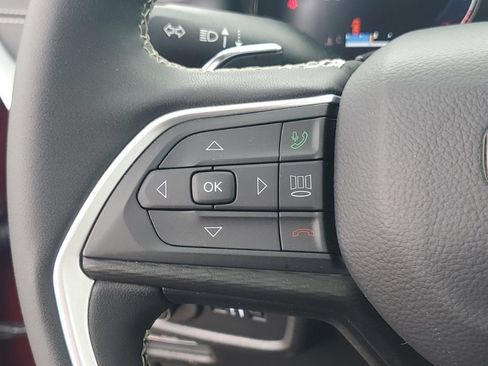 Used 2024 Jeep Grand Cherokee Altitude AWD/4WD image 14