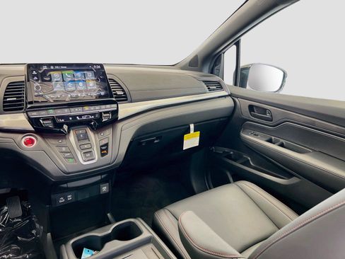New 2026 Honda Odyssey Sport-L image 24