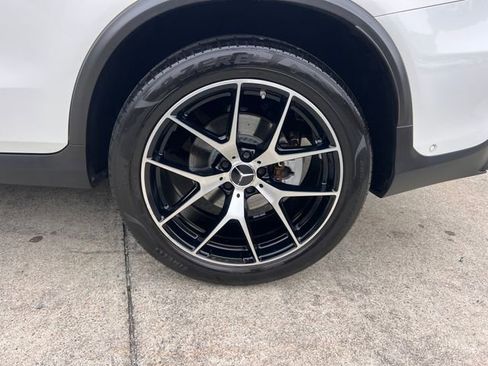 Used 2021 Mercedes-Benz GLC 43 AMG 4MATIC image 45