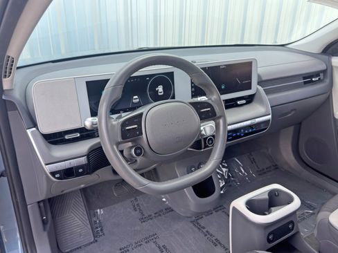 Used 2023 Hyundai Ioniq 5 SE image 12