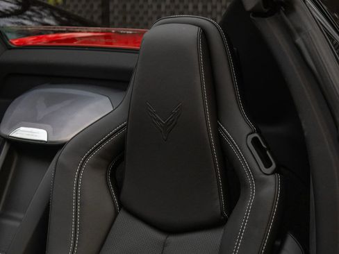 Used 2024 Chevrolet Corvette Stingray Preferred Conv w/ Z51 Performance Package image 52