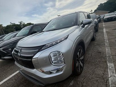 Used 2025 Mitsubishi Outlander SE