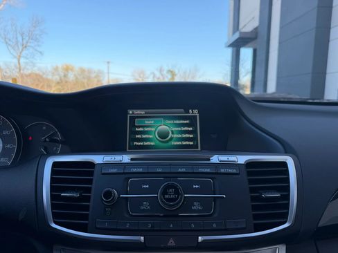 Used 2013 Honda Accord Sport image 15