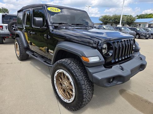 Used 2018 Jeep Wrangler Unlimited Sport AWD/4WD image 1