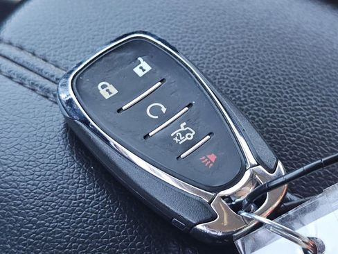 Used 2023 Chevrolet Malibu LT image 33