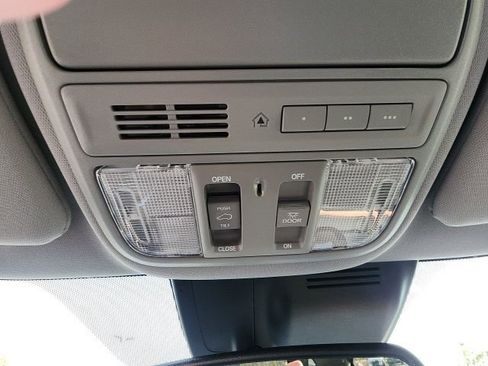 Used 2017 Honda CR-V Touring image 24