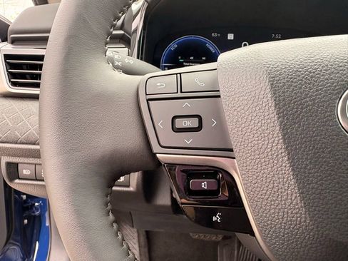 Used 2026 Toyota Camry XLE FWD image 23
