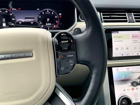 Used 2021 Land Rover Range Rover Westminster Edition image 21