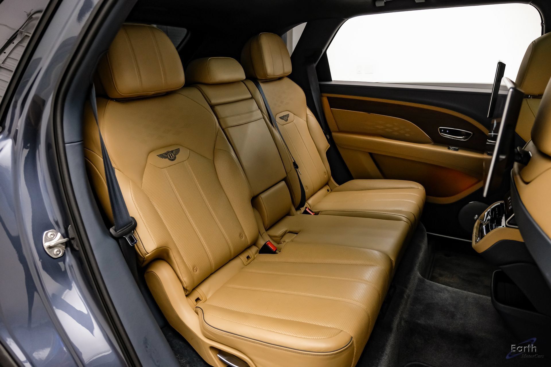 Used 2023 Bentley Bentayga Extended Wheelbase AWD/4WD image 81