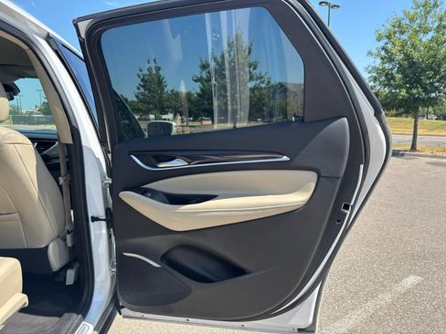 Used 2018 Buick Enclave Premium FWD image 22