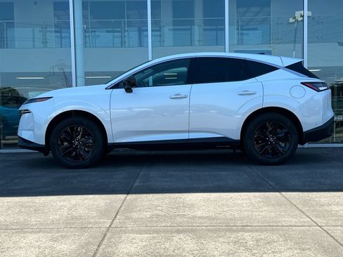 Certified 2025 Nissan Murano SV AWD/4WD image 6