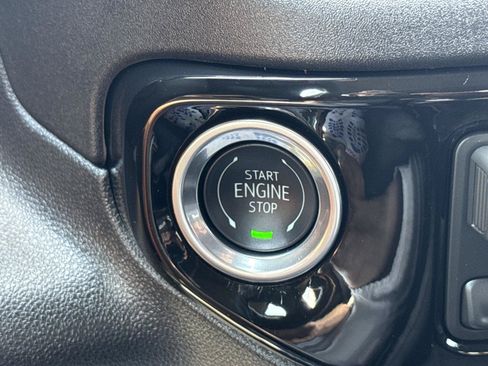New 2026 Chevrolet Silverado 1500 RST w/ Z71 Off-Road Package AWD/4WD image 18