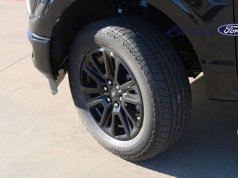 New 2025 Ford F150 Platinum w/ FX4 Off-Road Package image 5