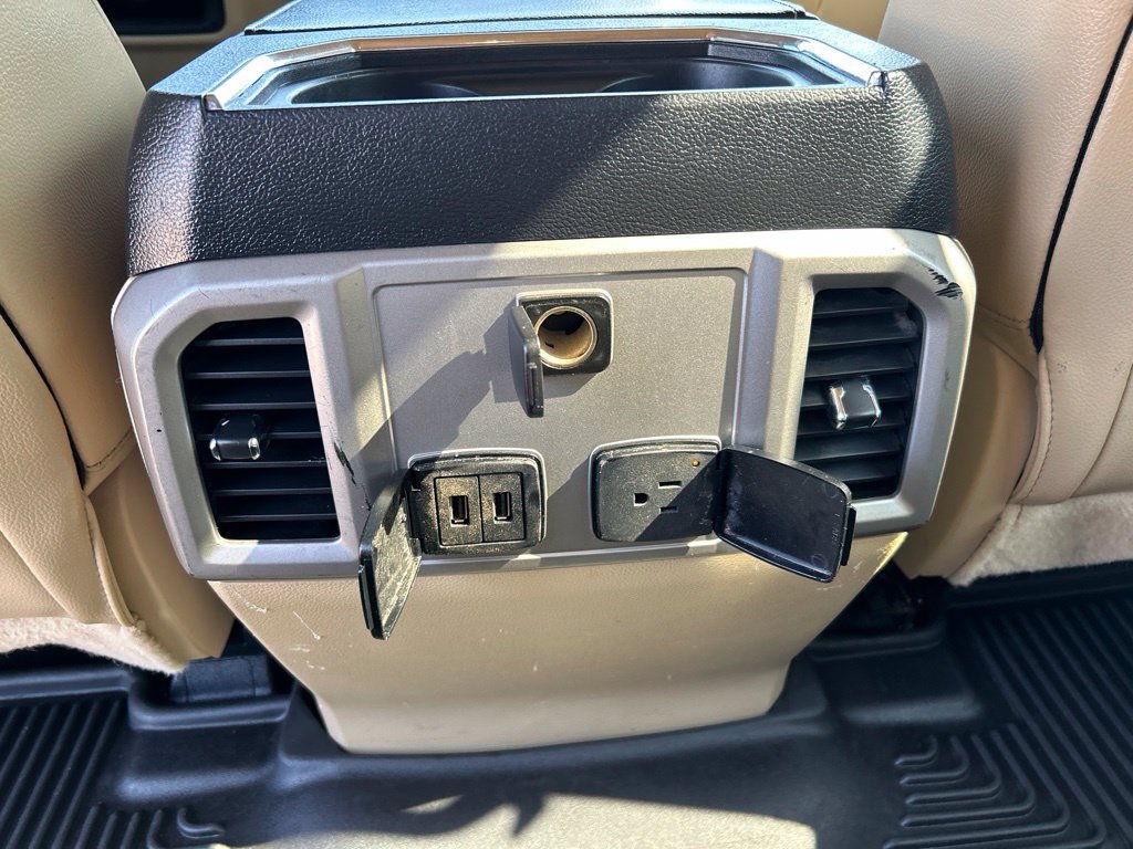 Used 2019 Ford F250 Lariat w/ Lariat Ultimate Package AWD/4WD image 40