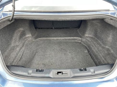 Used 2018 Ford Taurus Limited FWD image 19