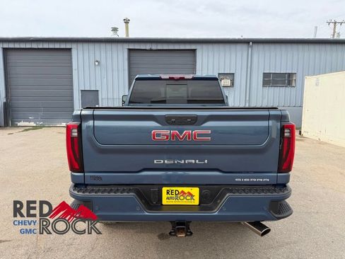 Used 2025 GMC Sierra 2500 Denali w/ Denali Reserve Package AWD/4WD image 6